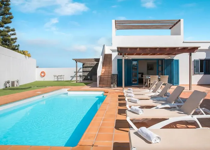 Alegranza Villa *